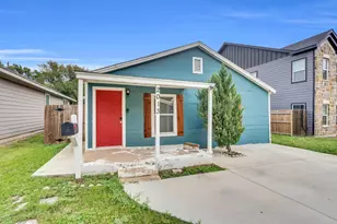 2013 Birdell St, Fort Worth, TX 76105 - Photo 4