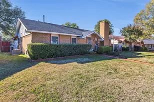 3817 Commonwealth Dr, Garland, TX 75043 - Photo 2