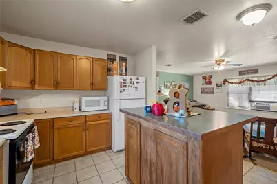 5288 Ft Graham Road, West, TX 76691 - Photo 10