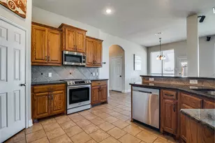 198 McKinley Ln, Royse City, TX 75189 - Photo 2