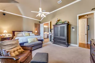 810 Redondo, Irving, TX 75039 - Photo 6