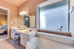 810 Redondo, Irving, TX 75039 - Photo 8