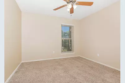 2015 Robin Hill Lane, Carrollton, TX 75007 - Photo 18