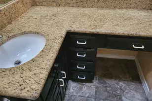 14151 Montfort Dr, Dallas, TX 75254 - Photo 16