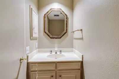 6754 E Northwest Highway, Dallas, TX 75231 - Photo 14