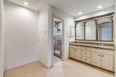 6754 E Northwest Highway, Dallas, TX 75231 - Photo 18