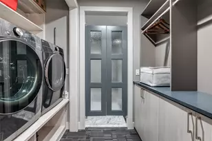 3130 N Harwood St, Dallas, TX 75201 - Photo 14