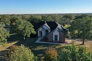 111 Deerfield Rd, Paradise, TX 76073 - Photo 1