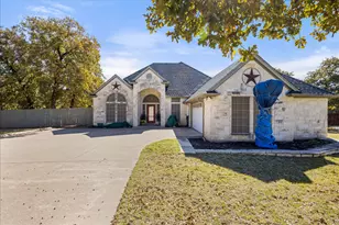 6705 Forest Oaks Ct, Granbury, TX 76049 - Photo 32