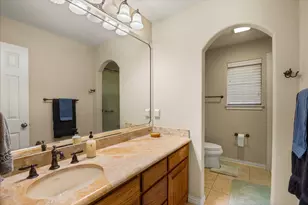 6705 Forest Oaks Ct, Granbury, TX 76049 - Photo 16