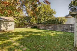 2041 W Colorado Blvd, Dallas, TX 75208 - Photo 18