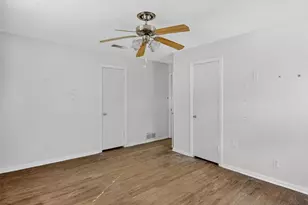 2041 W Colorado Blvd, Dallas, TX 75208 - Photo 10