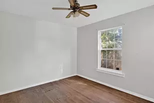 2041 W Colorado Blvd, Dallas, TX 75208 - Photo 12