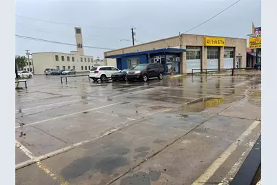 2085 S Garland Avenue, Garland, TX 75041 - Photo 1