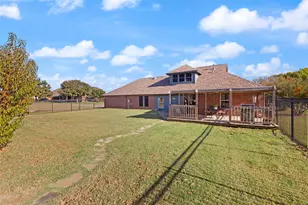 2021 Running Brook Dr, Joshua, TX 76058 - Photo 36