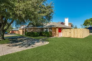 8940 Thompson Cir, Frisco, TX 75033 - Photo 2