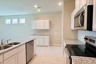 3024 Pecan Farm Ln, Fort Worth, TX 76140 - Photo 4