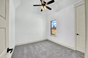 10016 Valley Oak Way, Springtown, TX 76082 - Photo 22