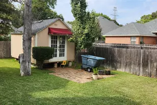 809 Forest Hollow Dr, Hurst, TX 76053 - Photo 34