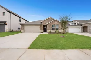 2221 Horseshoe Ln, Dallas, TX 75159 - Photo 2