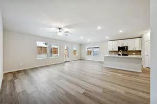 2221 Horseshoe Ln, Dallas, TX 75159 - Photo 4