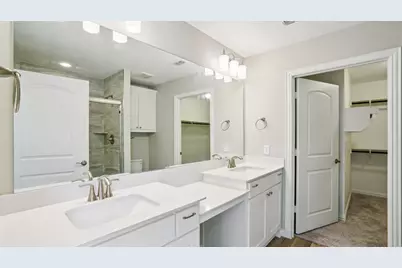 9301 Riverlight Road, McKinney, TX 75071 - Photo 32