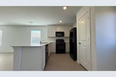 7701 Rutherford Lane, McKinney, TX 75071 - Photo 4