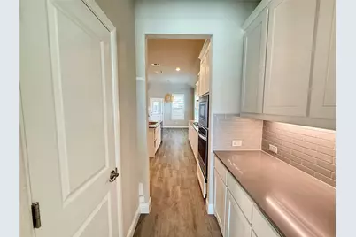 3476 Evergreen Way, Grand Prairie, TX 76065 - Photo 4