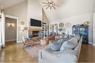 350 Rolling Ranch Boulevard, Alvord, TX 76225 - Photo 18