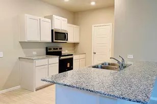 3016 Pecan Farm Ln, Fort Worth, TX 76140 - Photo 2