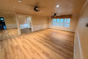 1010 W Moss St, Eastland, TX 76448 - Photo 20