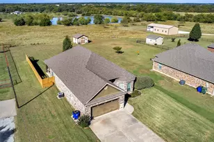 627 Bois D Arc St, Whitesboro, TX 76273 - Photo 34