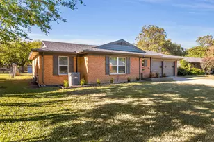 5708 Wheaton Dr, Fort Worth, TX 76133 - Photo 2