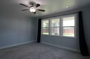 2055 Angelina Dr, Dallas, TX 75212 - Photo 14