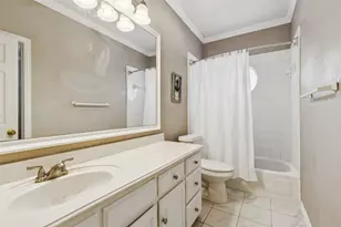 1625 Oak Creek Dr, Hurst, TX 76054 - Photo 22