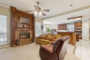 1625 Oak Creek Dr, Hurst, TX 76054 - Photo 2