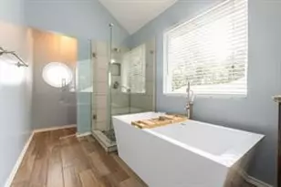 4548 Queenswood Dr, Grand Prairie, TX 75052 - Photo 2