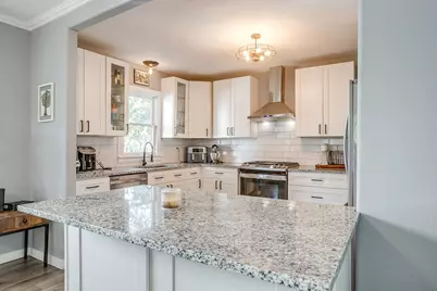 1220 W Arlington Avenue, Fort Worth, TX 76110 - Photo 14