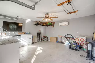 1220 W Arlington Ave, Fort Worth, TX 76110 - Photo 32