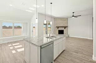 403 Crystal Lk Ln, Red Oak, TX 75154 - Photo 22