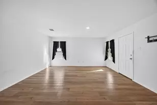 2732 Evening Side Ct, Fort Worth, TX 76179 - Photo 8