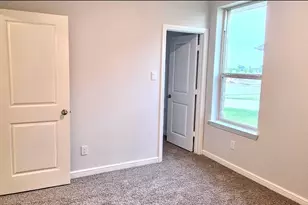 109 Trinity St, Grandview, TX 76050 - Photo 10