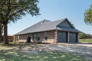 118 Private Rd 3414, Bridgeport, TX 76426 - Photo 4