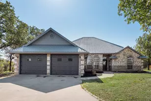 118 Private Rd 3414, Bridgeport, TX 76426 - Photo 2