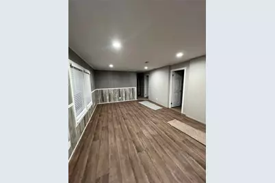 197 E Sweden Street, Walnut Springs, TX 76690 - Photo 12