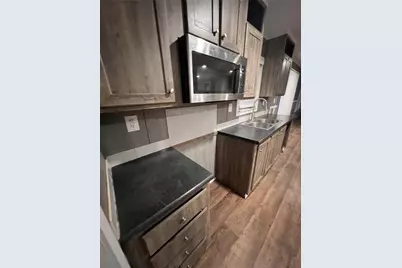 197 E Sweden Street, Walnut Springs, TX 76690 - Photo 10