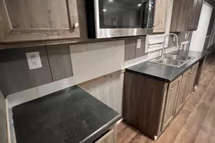 197 E Sweden St, Walnut Springs, TX 76690 - Photo 10