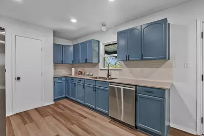 7002 Troy Glen Drive, Dallas, TX 75241 - Photo 12