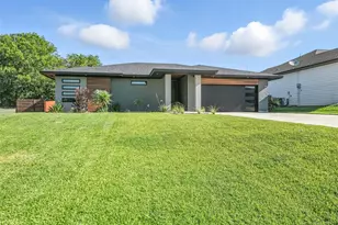 330 W Morris St, Rhome, TX 76078 - Photo 4