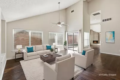 404 Sheridan Trail, Irving, TX 75063 - Photo 2